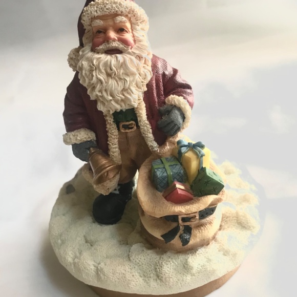 Santa Claus Topper Christmas Decor - Picture 11 of 15